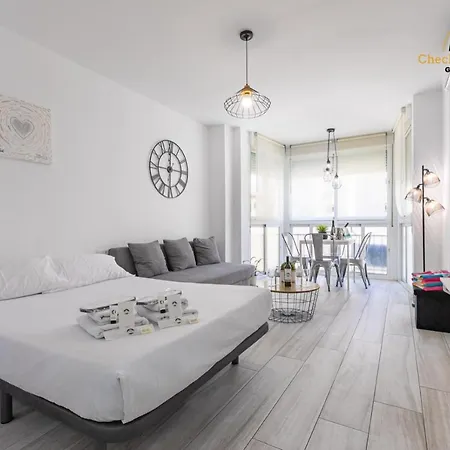 El Ciaboga Centro De Τορρεμολίνος